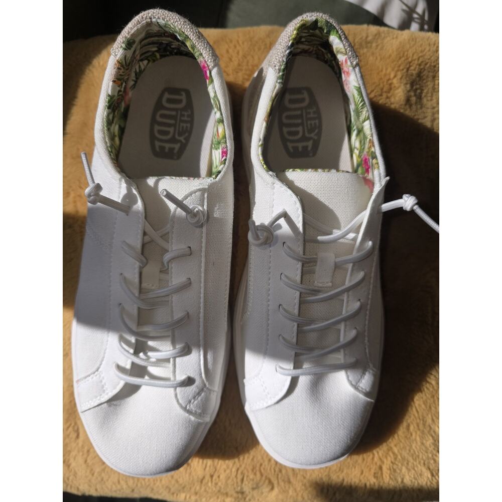 Hey Dude Women's White Canvas slip ons casual boat beach everday easy on crisp - Picture 3 of 7